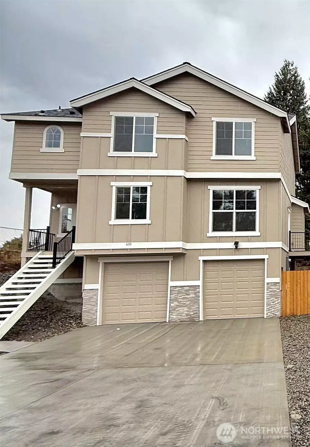 Omak, WA 98841,600 Ross Canyon RD