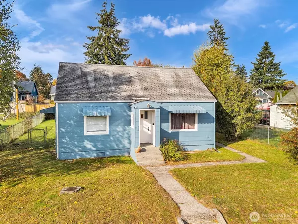 Everett, WA 98201,2426 Pine ST