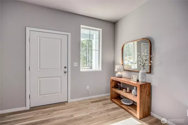 Bremerton, WA 98311,278 NE Shadowhawk LN