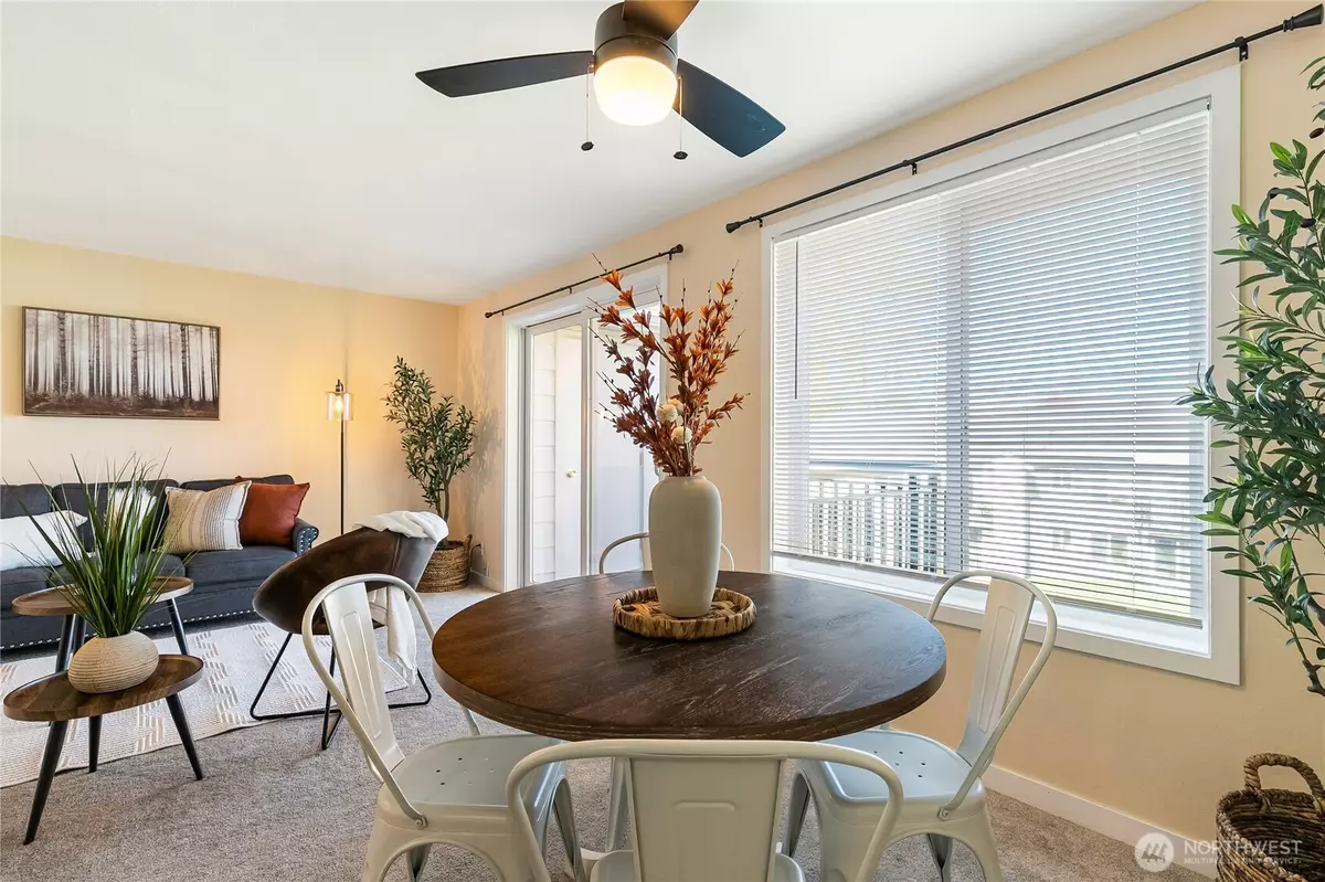 Bellingham, WA 98226,4244 Wintergreen DR #368