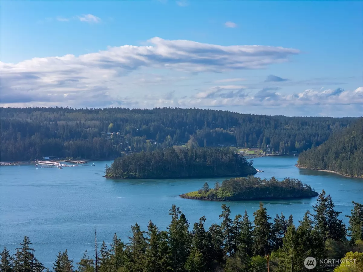 Anacortes, WA 98221,5427 Heilman CT
