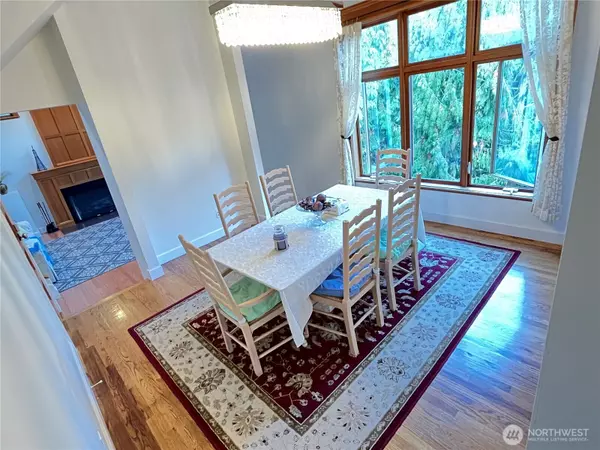 Mercer Island, WA 98040,4518 91st AVE SE