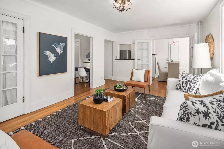 321 Boylston AVE E #303, Seattle, WA 98102