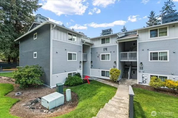 Woodinville, WA 98072,14206 NE 181st PL #L102