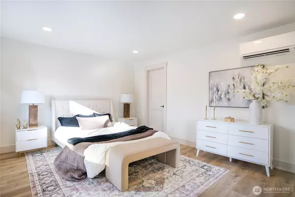 Seattle, WA 98178,11647 Beacon AVE S #1