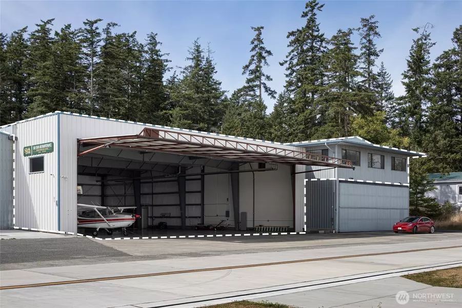 728 Airport Circle DR #1 & 3, Friday Harbor, WA 98250