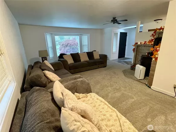 Marysville, WA 98270,7023 59th DR NE