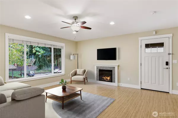 Mountlake Terrace, WA 98043,21305 48th AVE W #B212