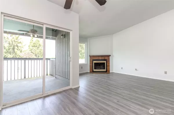 Tukwila, WA 98188,4002 S 158th ST #F