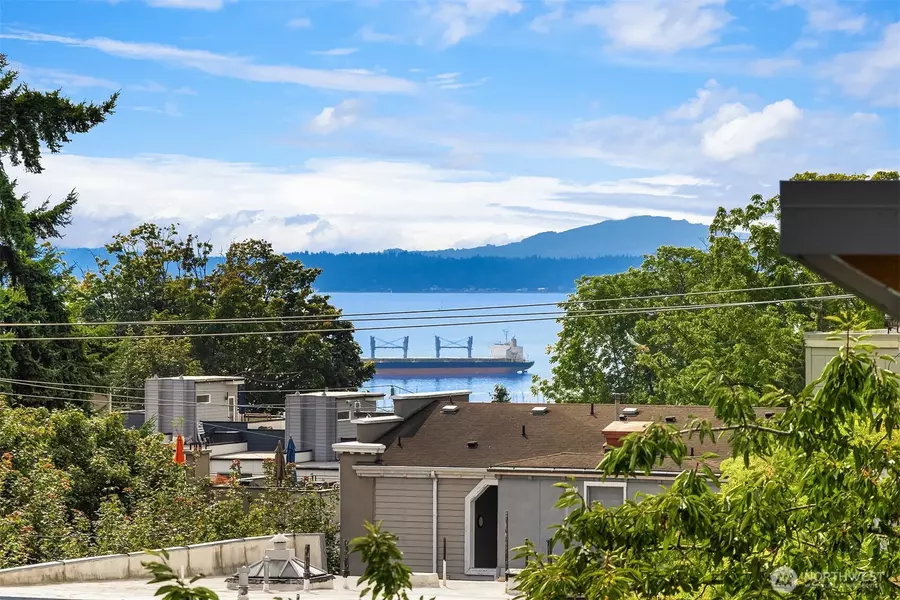 1915 9th AVE W, Seattle, WA 98119
