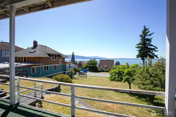 Bellingham, WA 98225,917 13th ST