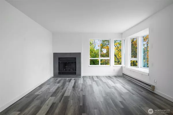 Seattle, WA 98112,2419 E Madison ST ##2461