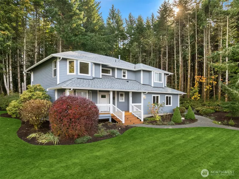 24628 Hillbend LN NE, Kingston, WA 98346
