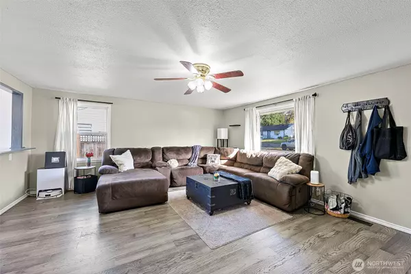 Bremerton, WA 98310,3221 Solie AVE