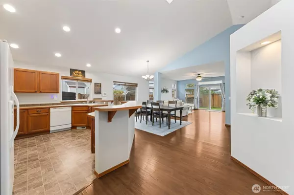 Chehalis, WA 98532,175 Wind River DR