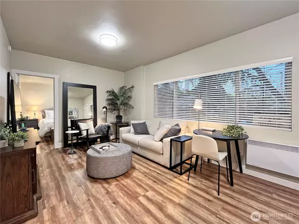 Friday Harbor, WA 98250,250 Tucker Avenue #24