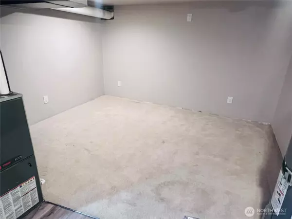 Spokane, WA 99202,4018 E Pacific AVE