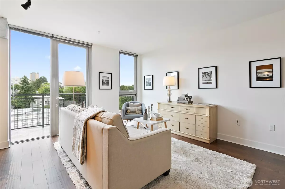 Seattle, WA 98102,530 Broadway E #612