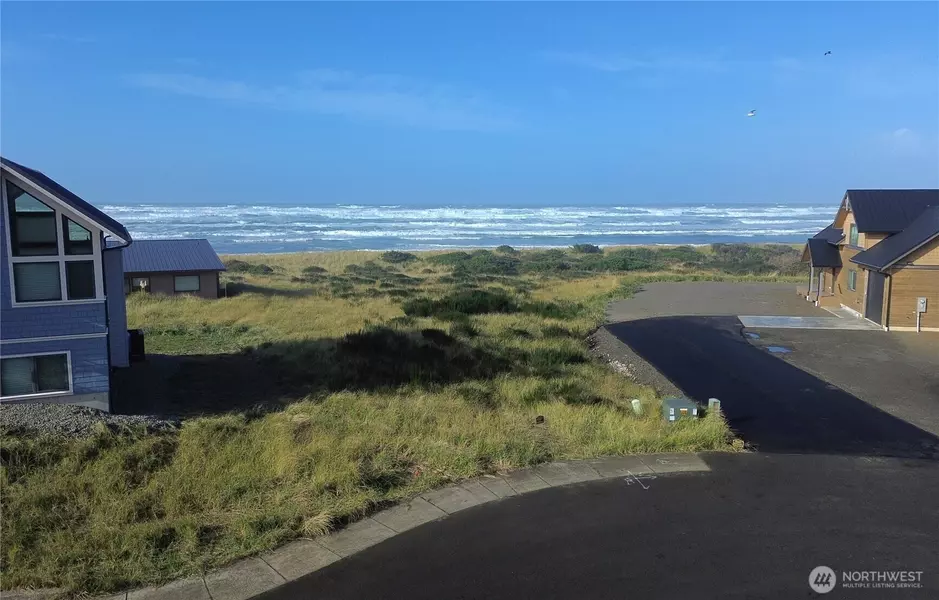 1603 Golden Sands LN, Westport, WA 98595