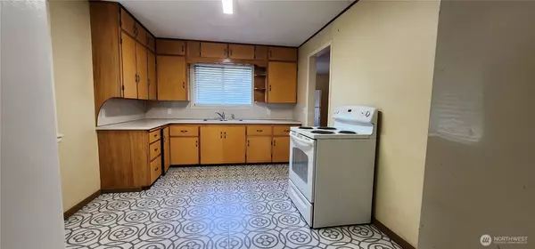 Olympia, WA 98512,1216 Kaiser RD SW