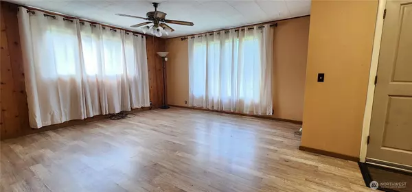 Olympia, WA 98512,1216 Kaiser RD SW