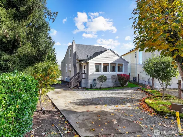 Seattle, WA 98125,11748 Sand Point WAY NE