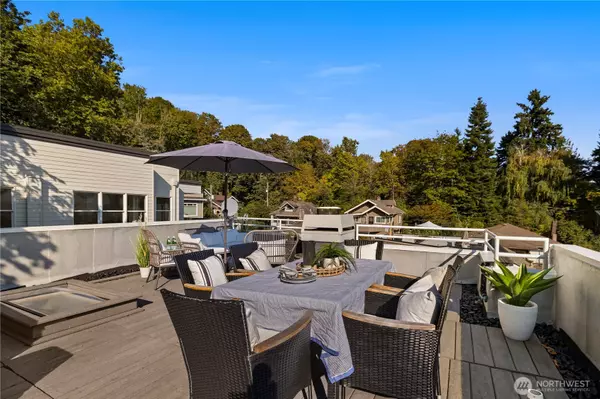 Seattle, WA 98144,3513 S Leschi PL