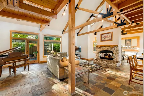 Redmond, WA 98052,16375 NE 44th CT