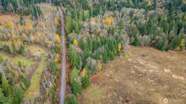 Maple Falls, WA 98266,7611 Bobcat LN