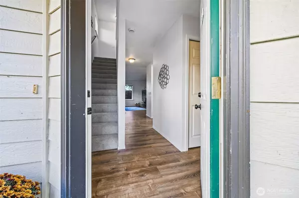 Oak Harbor, WA 98277,30875 State Route 20 #J1