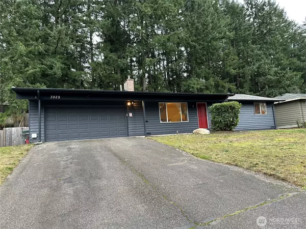 3929 Briarwood DR SE, Port Orchard, WA 98366