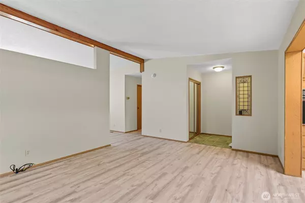 Kent, WA 98031,11120 SE 234th Place