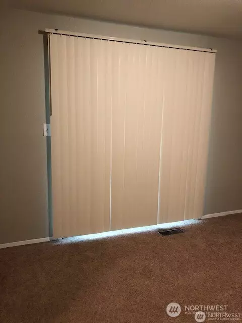 Bellevue, WA 98007,605 155th AVE SE