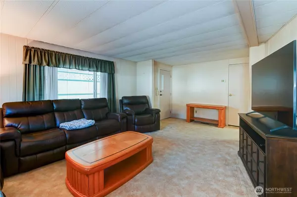 Olympia, WA 98516,2204 Alonda LN NE