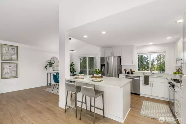 Edmonds, WA 98026,6306 141st ST SW