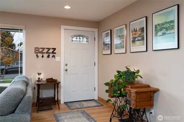 Anacortes, WA 98221,2304 E AVE