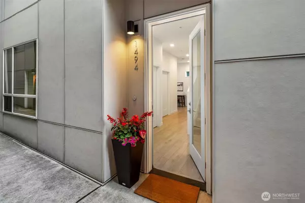 Seattle, WA 98117,1494 NW 75th ST