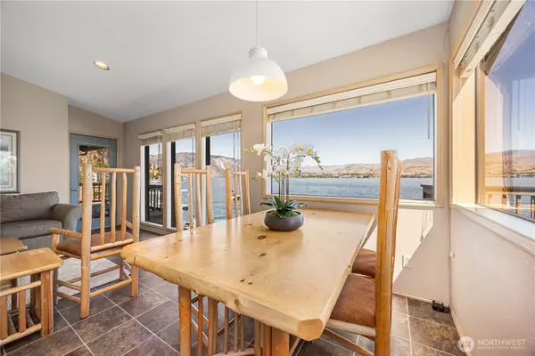 Chelan, WA 98816,3150 & 3132 S Lakeshore RD