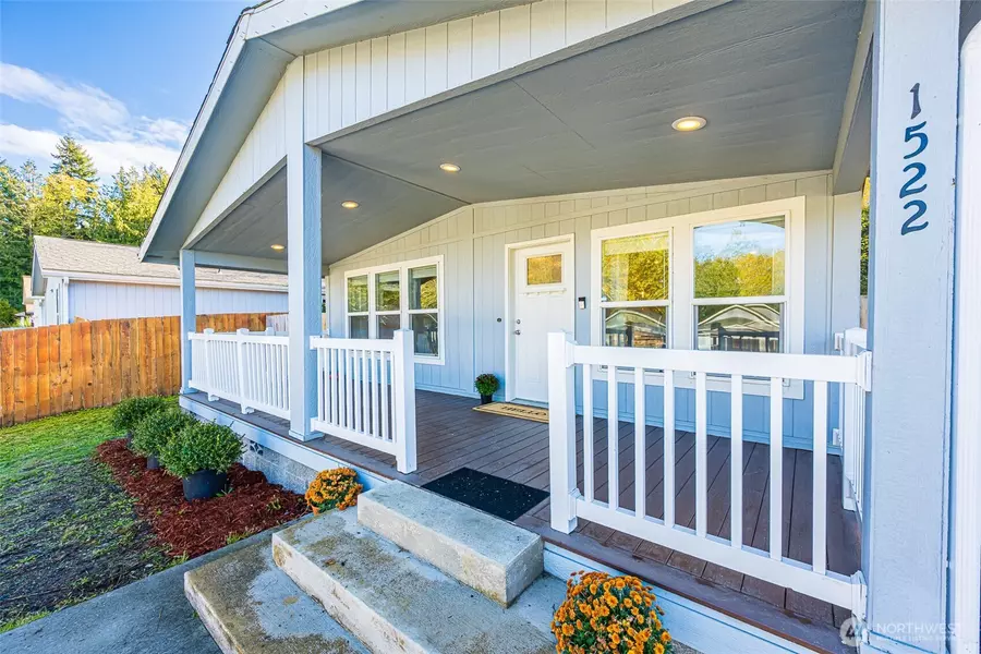 1522 W 15th ST, Port Angeles, WA 98363