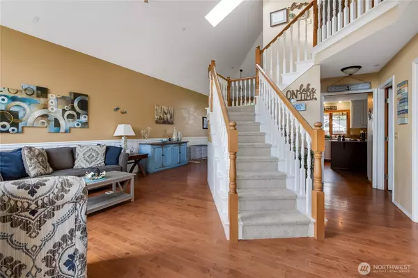 Lake Tapps, WA 98391,3308 204th Avenue Ct E