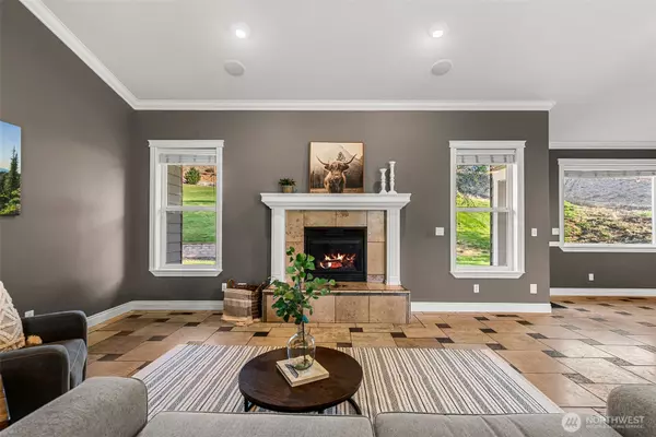 East Wenatchee, WA 98802,2945 Martin PL