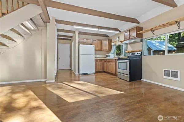 Hoodsport, WA 98548,71 N Hamma Hamma DR E