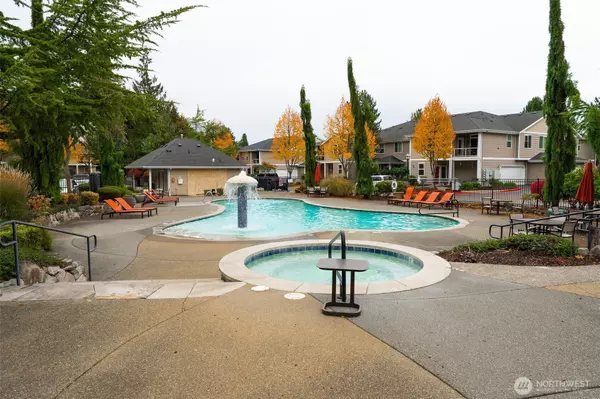 Puyallup, WA 98374,12420 172nd ST E #AA102