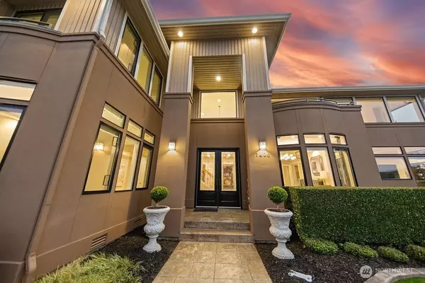 Newcastle, WA 98056,7404 117th Place SE