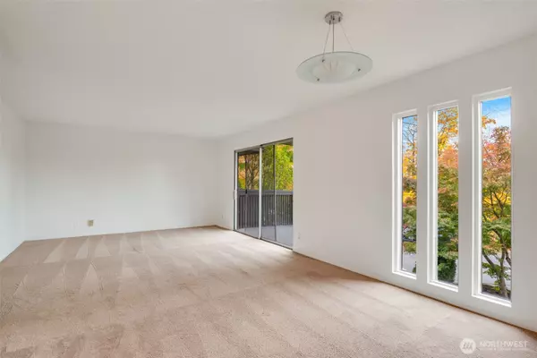 Renton, WA 98055,1425 S Puget DR #B3