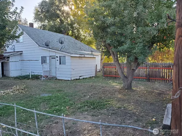 Starbuck, WA 99359,100 Main ST