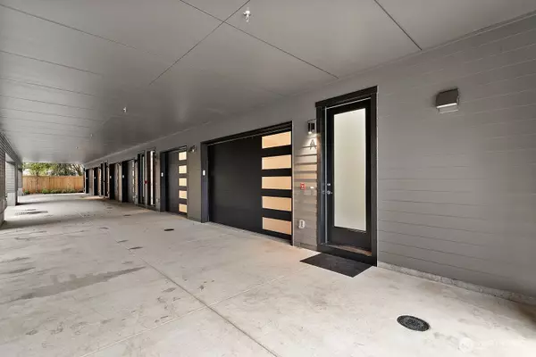 Renton, WA 98057,117 Wells AVE S #A to G