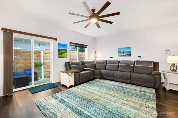 Spanaway, WA 98387,1108 206th ST E