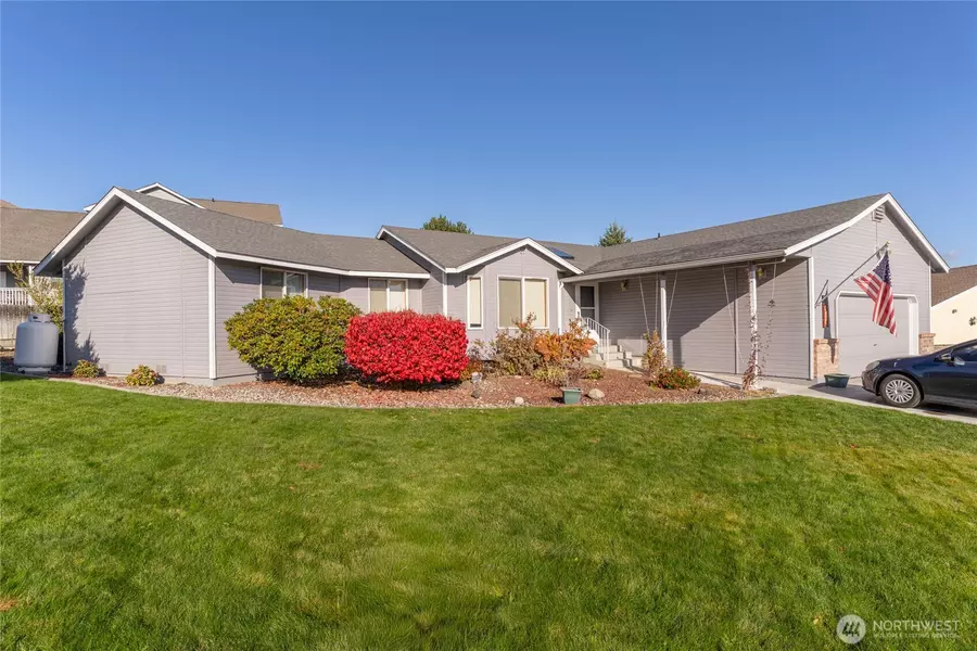 512 Cedar Wood PL, Wenatchee, WA 98801