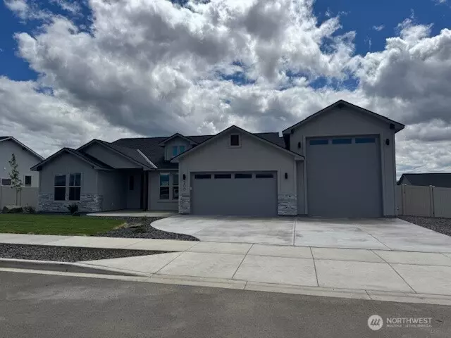 207 E Chinook RD, Ellensburg, WA 98926